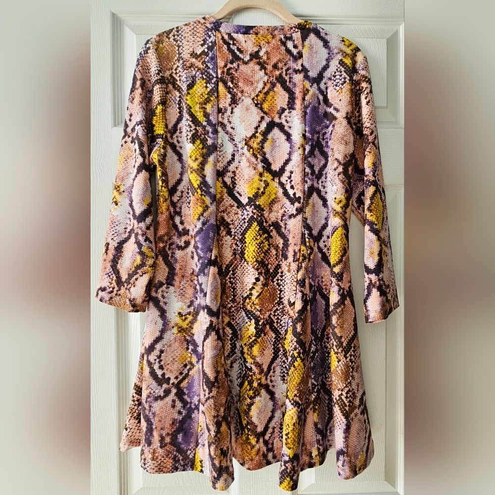 Attitudes by Renee Tunic - Picture 3 of 7